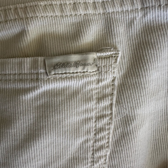 Eddie Bauer Woman’s Cream Straight Jeans - Picture 4 of 5